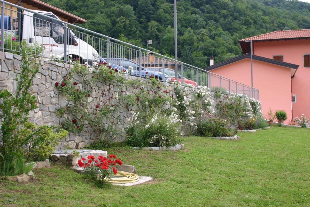 Pikes Villa Pulfero Dış mekan fotoğraf