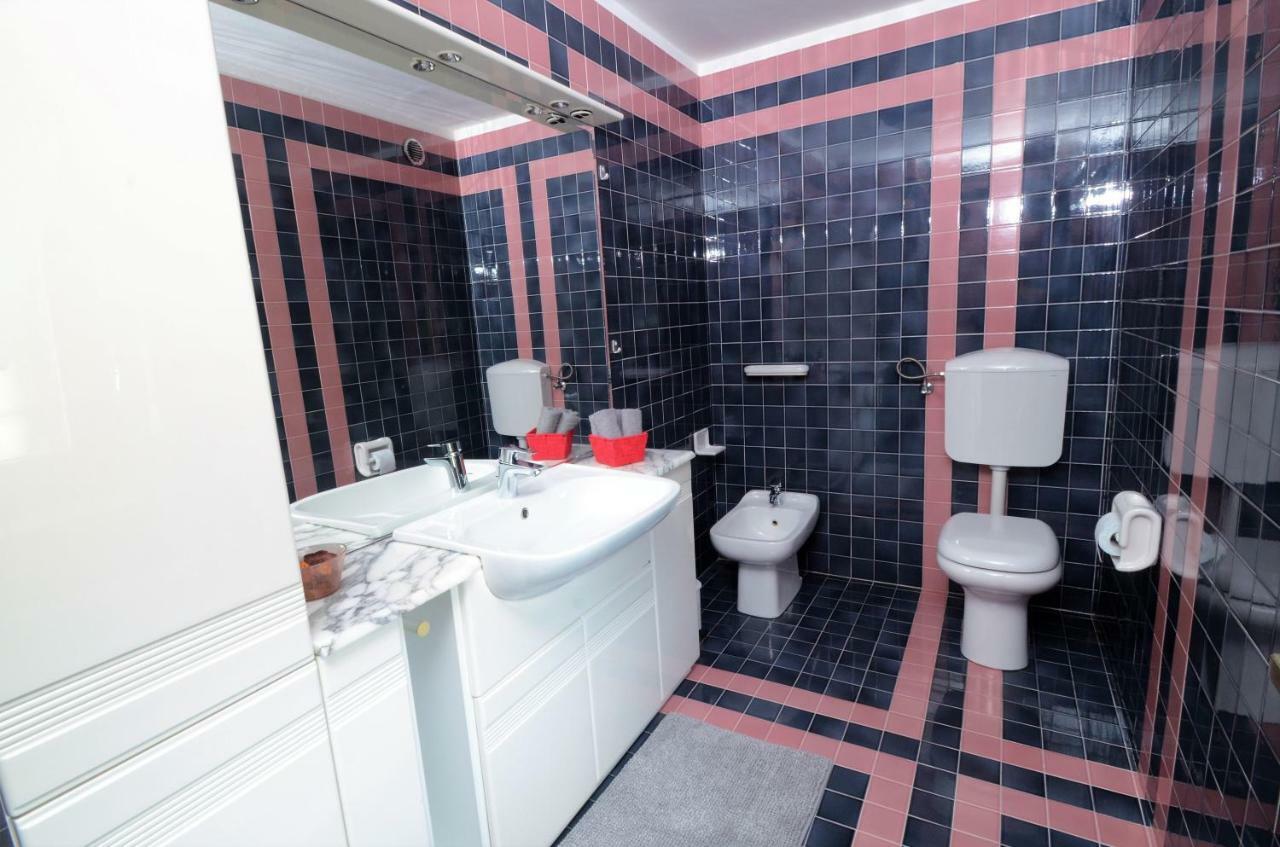 Pikes Villa Pulfero Dış mekan fotoğraf